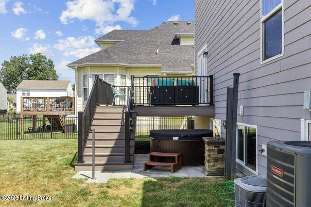 141 S River Crest, Mt Washington, KY 40047