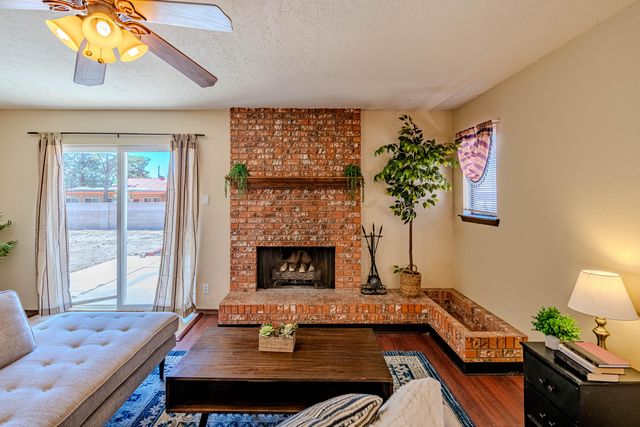 5408 Kettle Road NW, Albuquerque, NM 87120