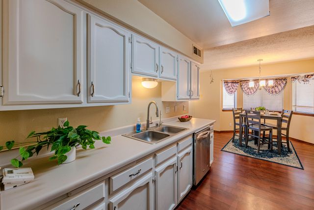 5408 Kettle Road NW, Albuquerque, NM 87120