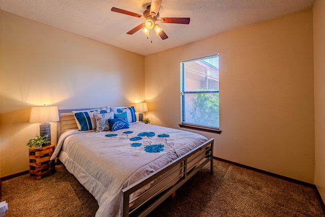 5408 Kettle Road NW, Albuquerque, NM 87120