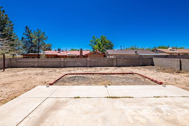 5408 Kettle Road NW, Albuquerque, NM 87120