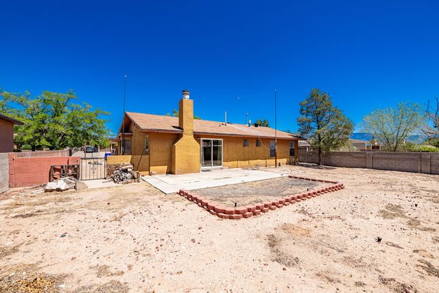 5408 Kettle Road NW, Albuquerque, NM 87120
