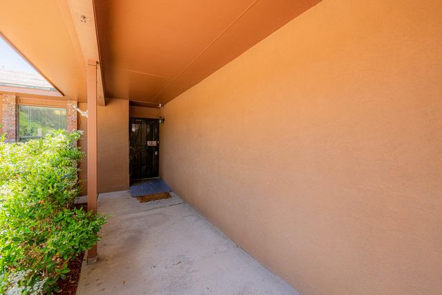 5408 Kettle Road NW, Albuquerque, NM 87120