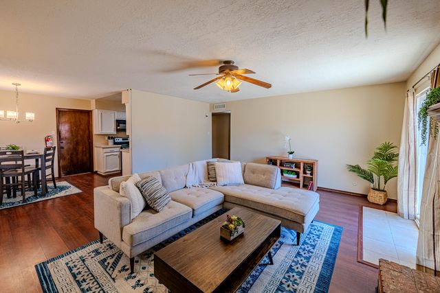 5408 Kettle Road NW, Albuquerque, NM 87120