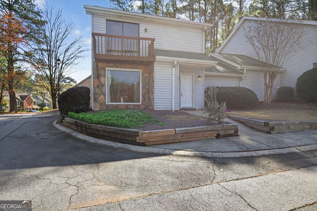 1 Fairway Drive NW, Kennesaw, GA 30144