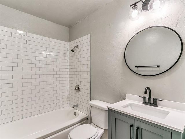 3220 NE 14th Place, Oklahoma City, OK 73117