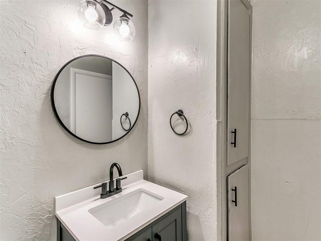 3220 NE 14th Place, Oklahoma City, OK 73117