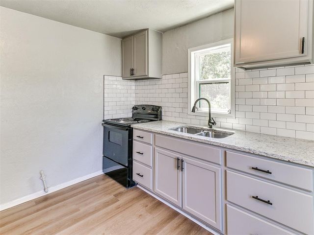 3220 NE 14th Place, Oklahoma City, OK 73117