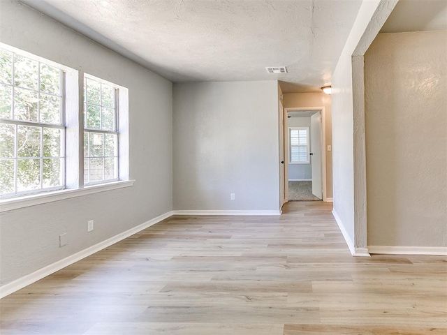 3220 NE 14th Place, Oklahoma City, OK 73117