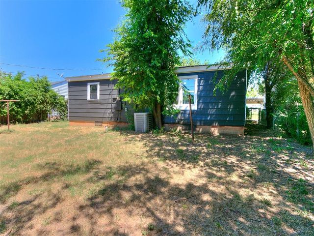 3220 NE 14th Place, Oklahoma City, OK 73117