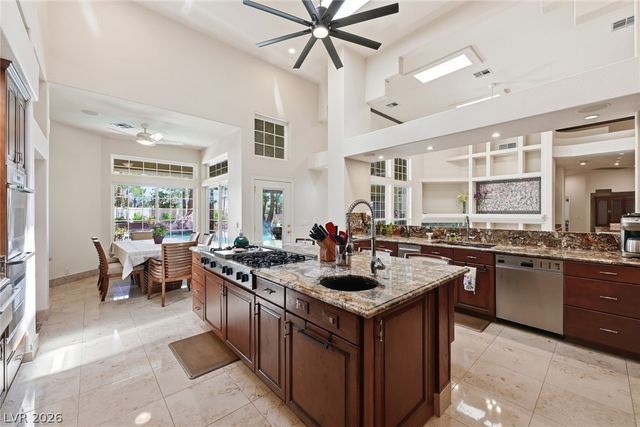 2212 Chatsworth Court, Henderson, NV 89074