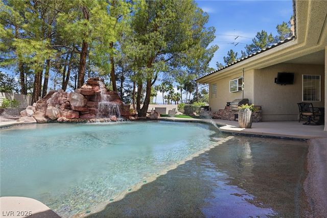 2212 Chatsworth Court, Henderson, NV 89074