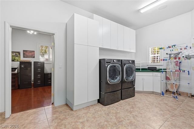 2212 Chatsworth Court, Henderson, NV 89074