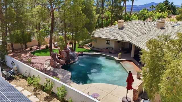 2212 Chatsworth Court, Henderson, NV 89074