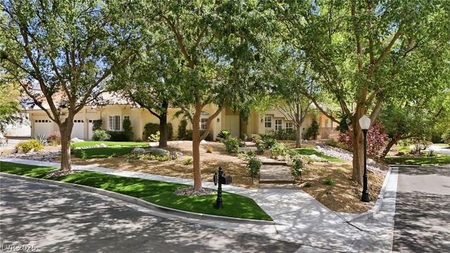 2212 Chatsworth Court, Henderson, NV 89074