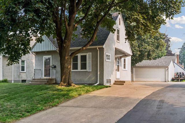 2007 Reaney Avenue E, Saint Paul, MN 55119
