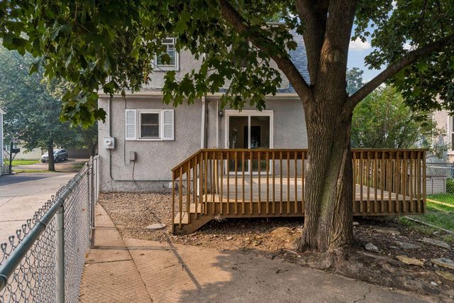 2007 Reaney Avenue E, Saint Paul, MN 55119