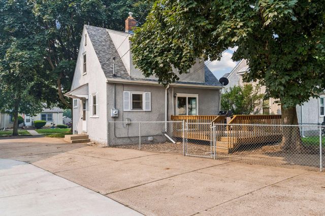 2007 Reaney Avenue E, Saint Paul, MN 55119