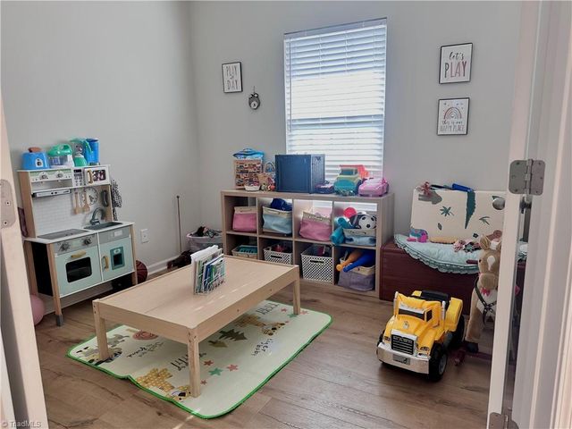 4074 Monteray Circle, High Point, NC 27265