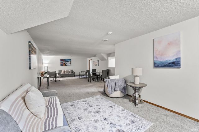 3012 Peppertree Trail, Fort Wayne, IN 46808