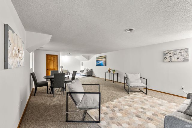 3012 Peppertree Trail, Fort Wayne, IN 46808