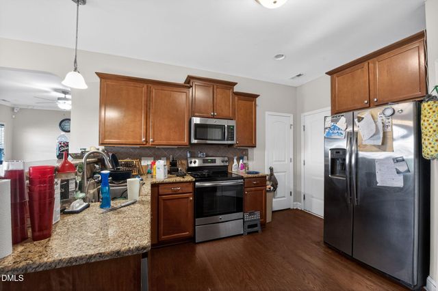 5216 Debut Avenue, Hope Mills, NC 28348