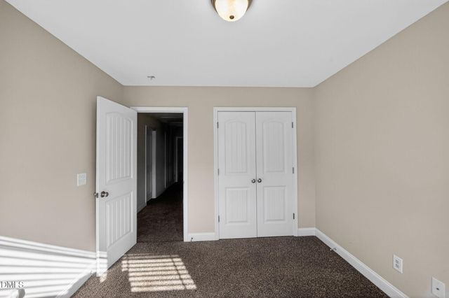 5216 Debut Avenue, Hope Mills, NC 28348