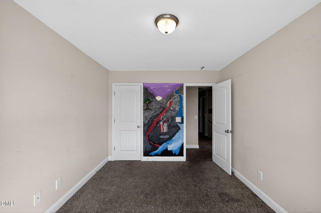 5216 Debut Avenue, Hope Mills, NC 28348