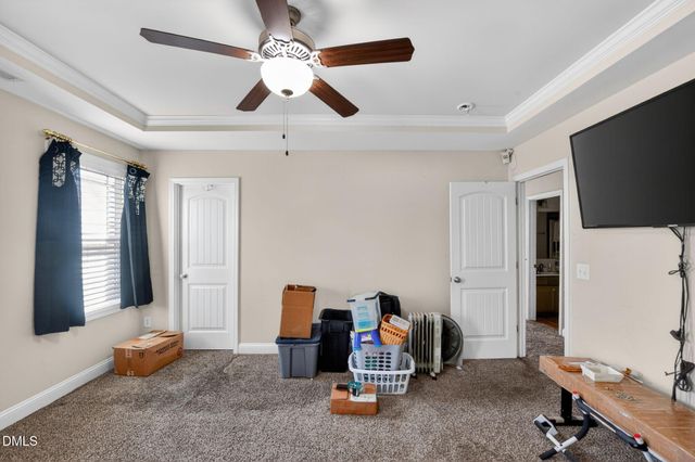 5216 Debut Avenue, Hope Mills, NC 28348