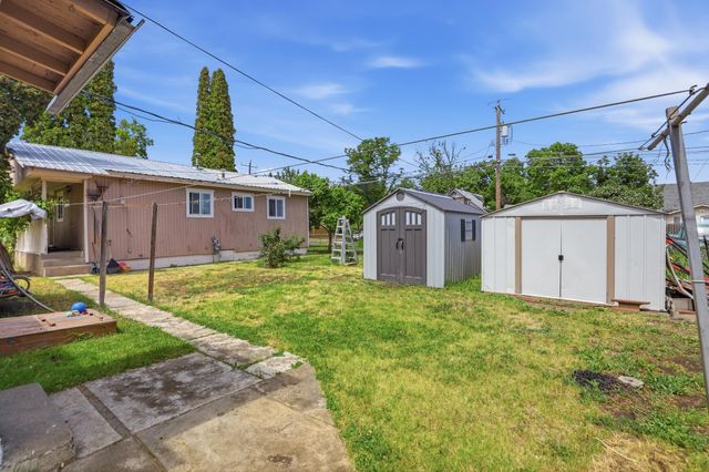 2422 W Sinto Ave, Spokane, WA 99201