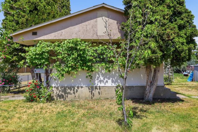 2422 W Sinto Ave, Spokane, WA 99201