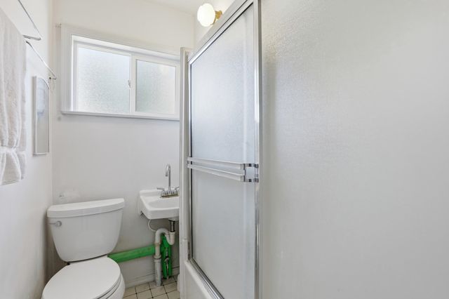 2422 W Sinto Ave, Spokane, WA 99201
