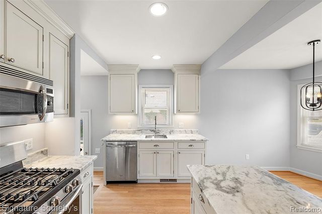 2381 Princeton Road, Berkley, MI 48072