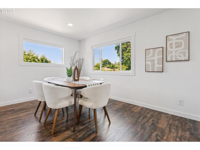 14410 Ne SACRAMENTO St, Portland, OR 97230