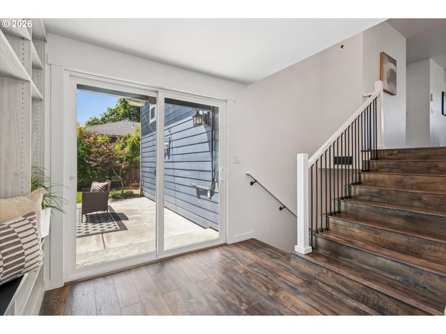 14410 Ne SACRAMENTO St, Portland, OR 97230