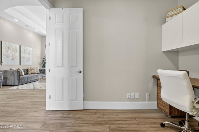 1333 N CLIFFSIDE Drive, Gilbert, AZ 85234