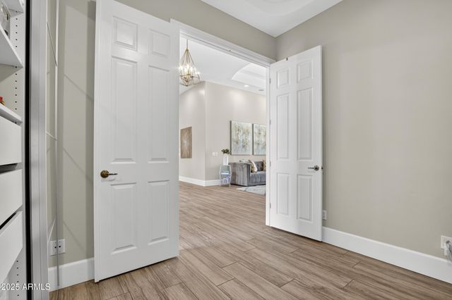 1333 N CLIFFSIDE Drive, Gilbert, AZ 85234