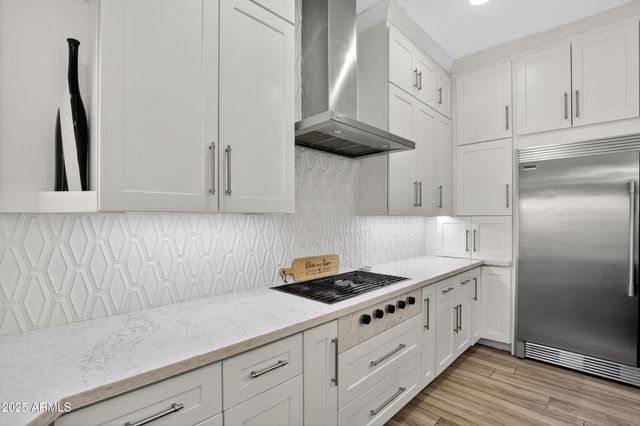 1333 N CLIFFSIDE Drive, Gilbert, AZ 85234