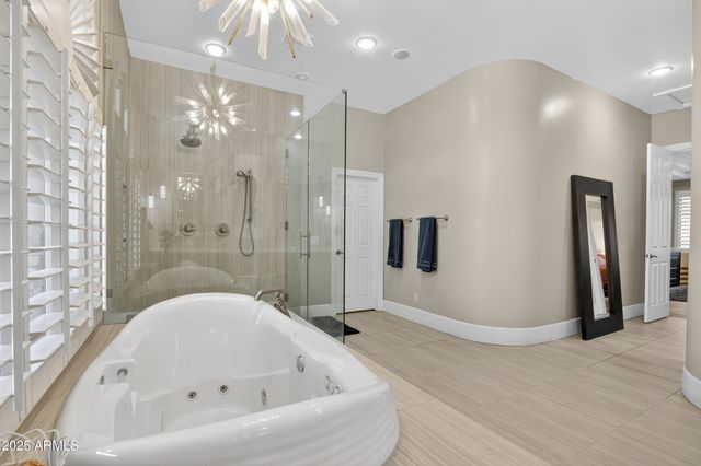 1333 N CLIFFSIDE Drive, Gilbert, AZ 85234