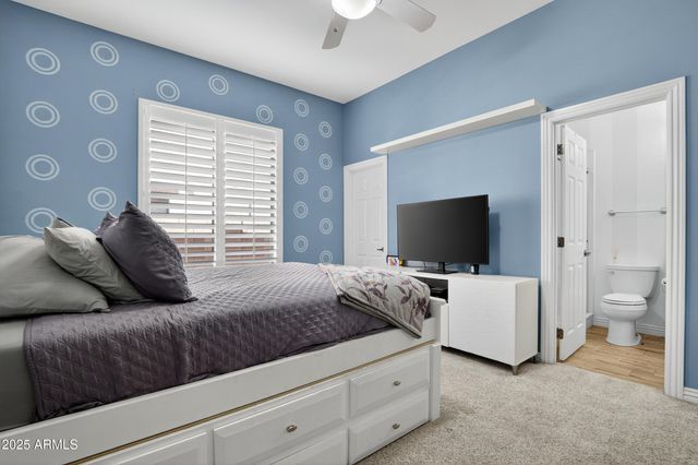 1333 N CLIFFSIDE Drive, Gilbert, AZ 85234