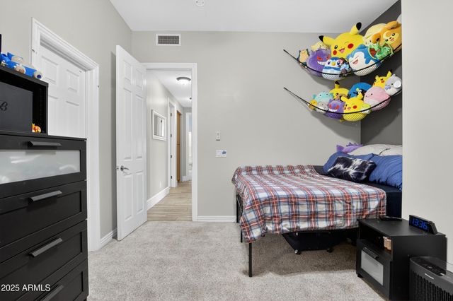 1333 N CLIFFSIDE Drive, Gilbert, AZ 85234