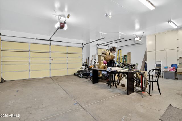 1333 N CLIFFSIDE Drive, Gilbert, AZ 85234