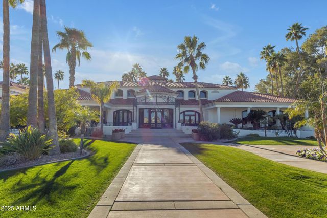 1333 N CLIFFSIDE Drive, Gilbert, AZ 85234