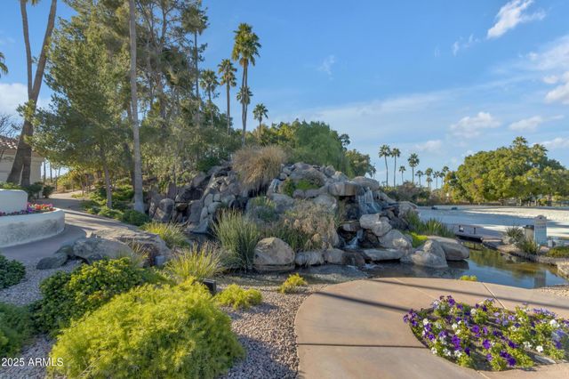 1333 N CLIFFSIDE Drive, Gilbert, AZ 85234