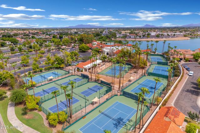 1333 N CLIFFSIDE Drive, Gilbert, AZ 85234