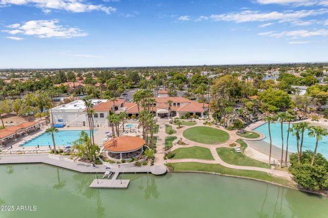 1333 N CLIFFSIDE Drive, Gilbert, AZ 85234