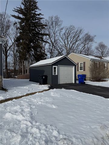 18 Hobson Avenue, North Providence, RI 02911