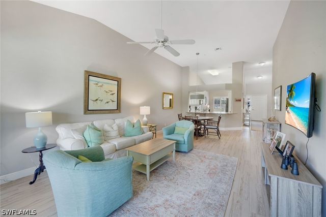 2235 Chesterbrook CT 203, Naples, FL 34109