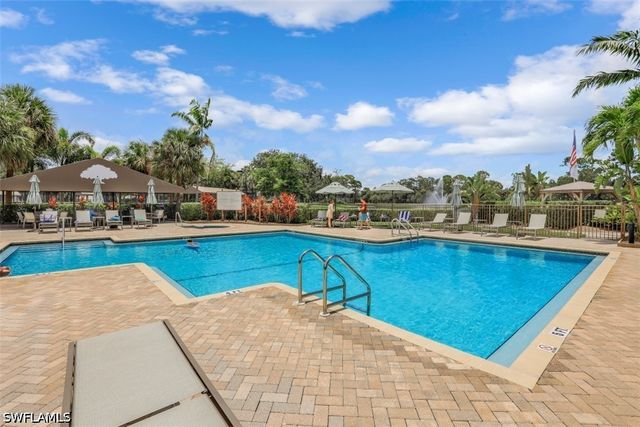 2235 Chesterbrook CT 203, Naples, FL 34109