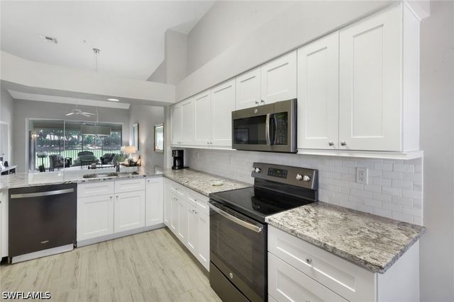 2235 Chesterbrook CT 203, Naples, FL 34109